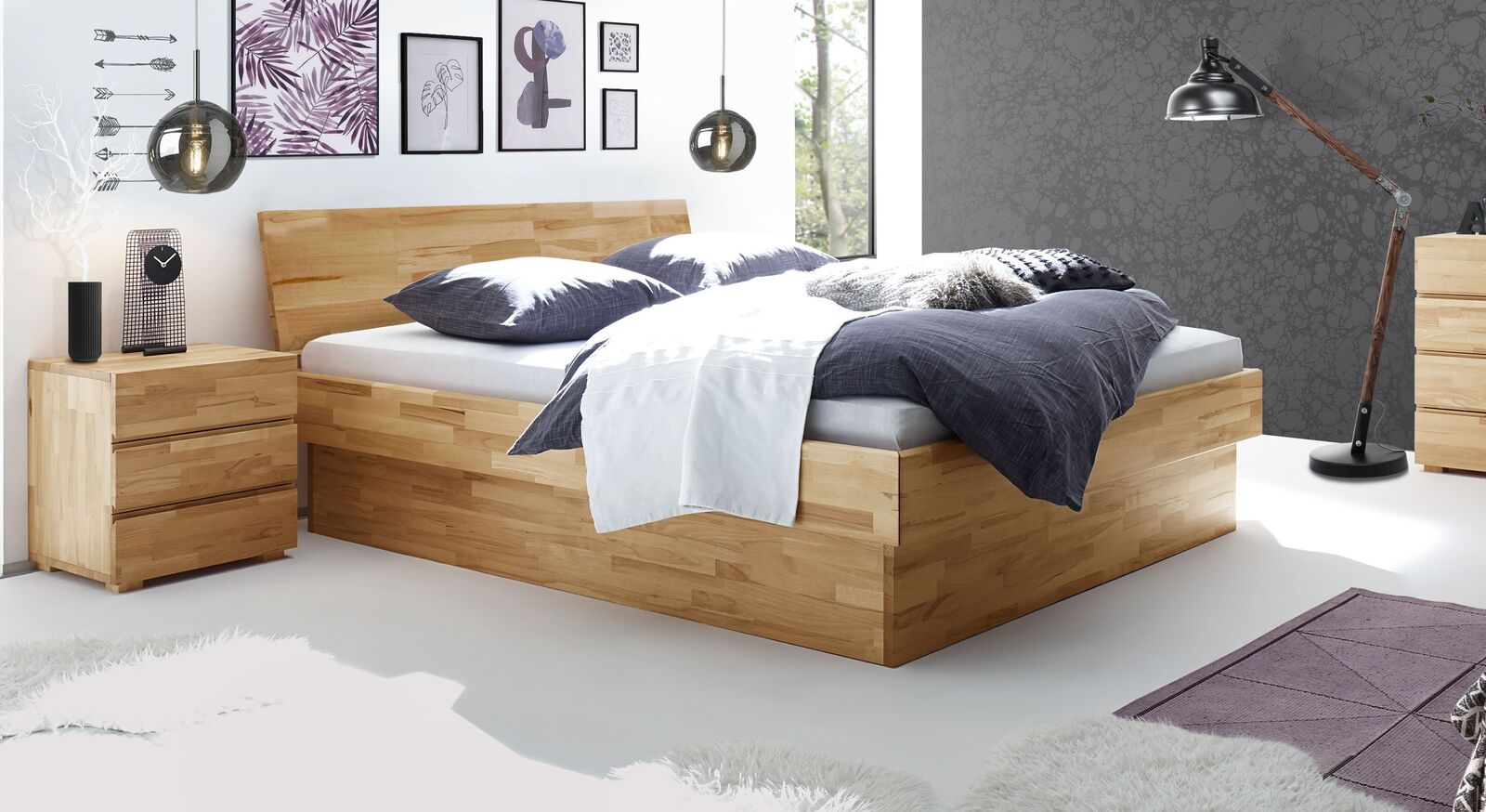 Modernes Bett Karuna in Komfort-Liegehöhe