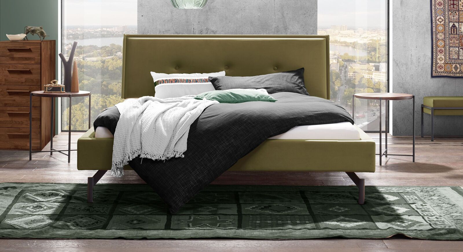 Modernes Bett Nocan mit khakifarbenem Samtbezug