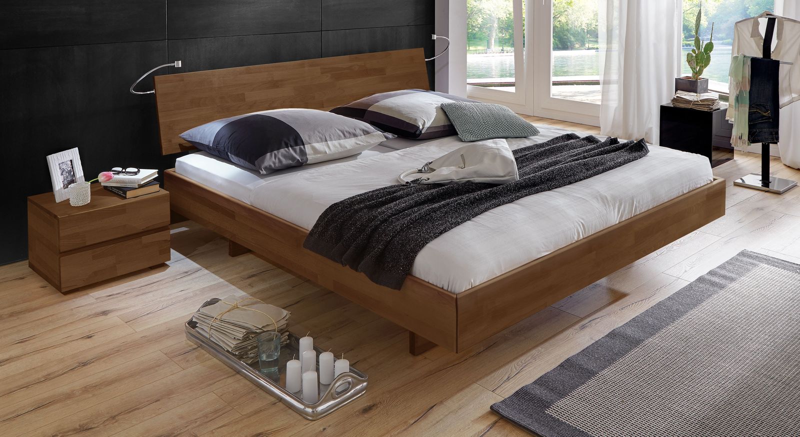 Nussbaumfarbenes Bett Rimini mit 38 cm Rahmenhöhe