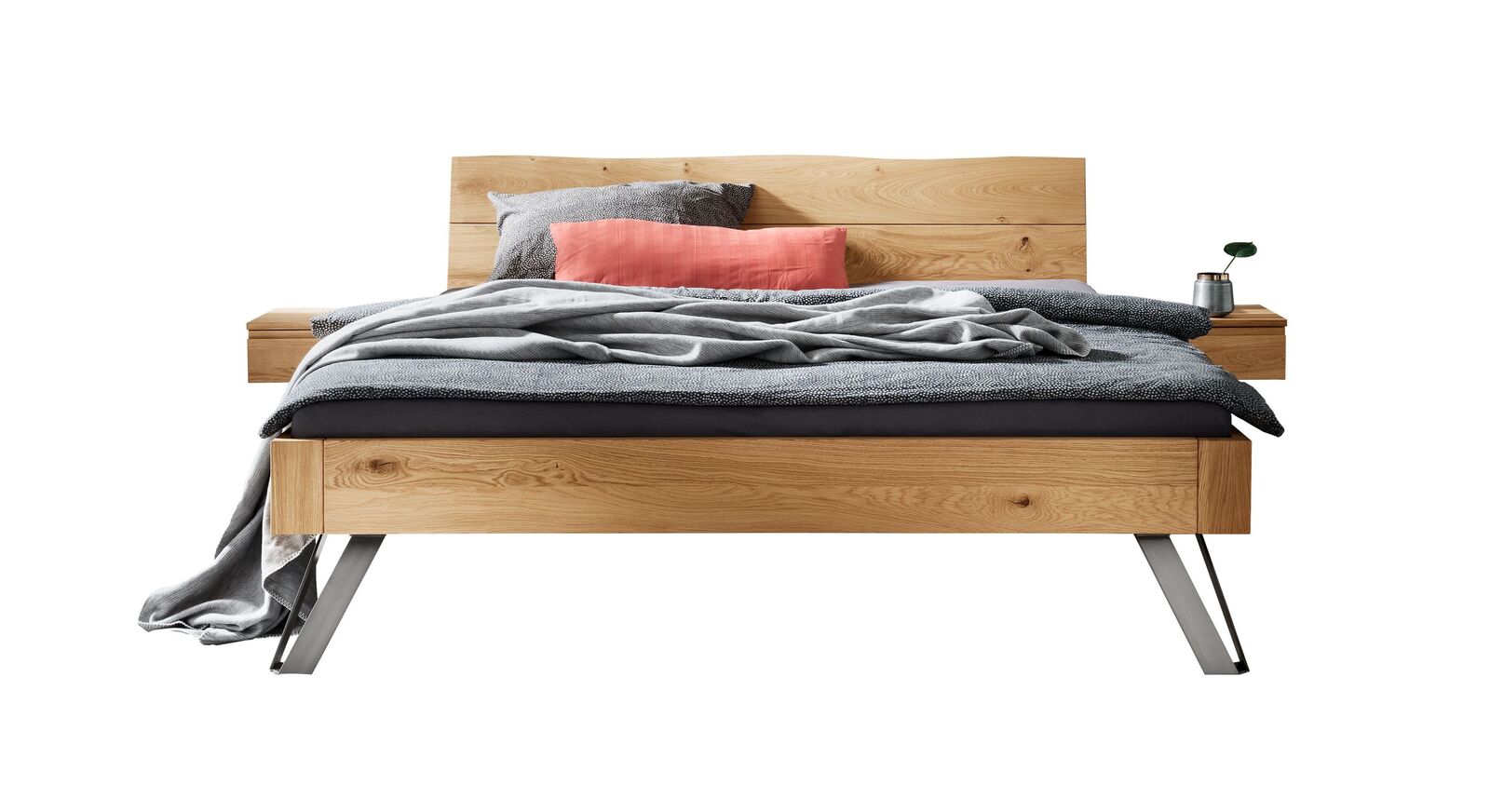 Hochwertiges Bett Vildan aus Wildeichenholz