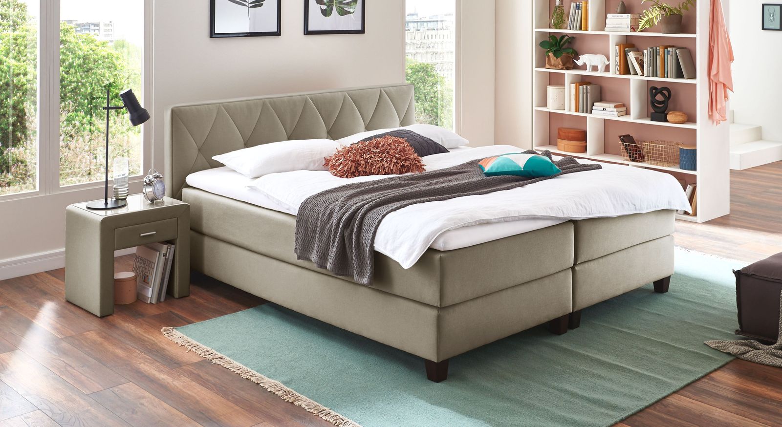 Stoff-Boxspringbett Midway in neutralem Taupe