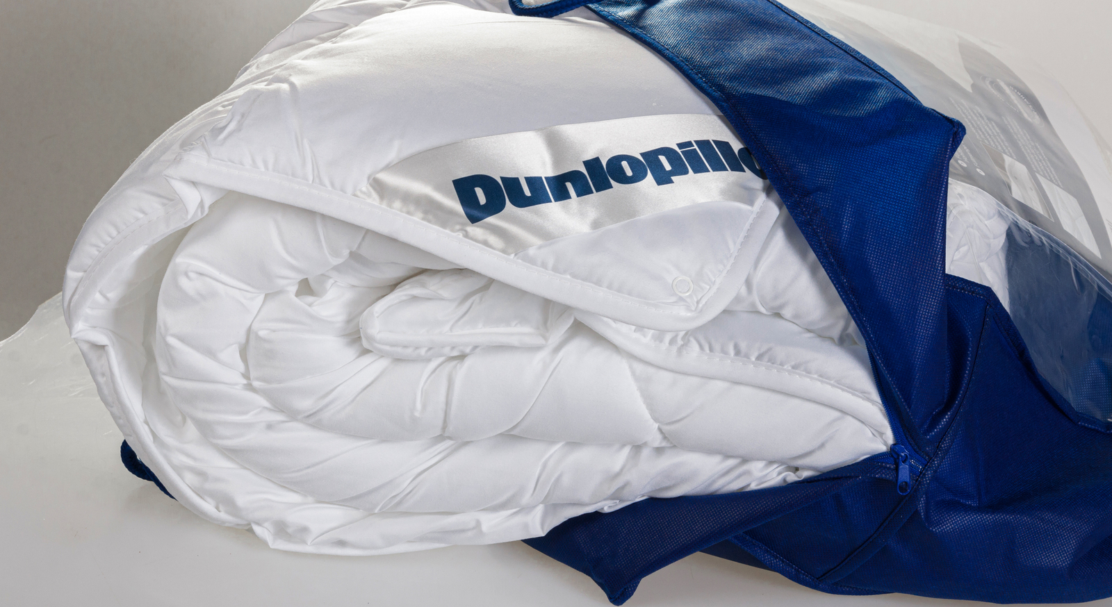 Dunlopillo Markenfaser-Bettdecke ActiSoft mit Tragetasche