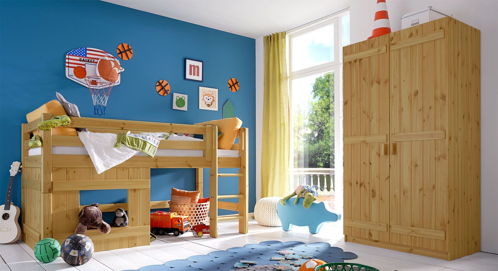Kinderzimmer Einrichtung mit Hütten-Hochbett Kids Paradise für Jungen