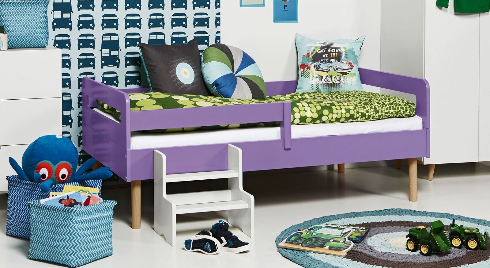 Modernes Kinderbett Kids Town Retro aus violettem MDF