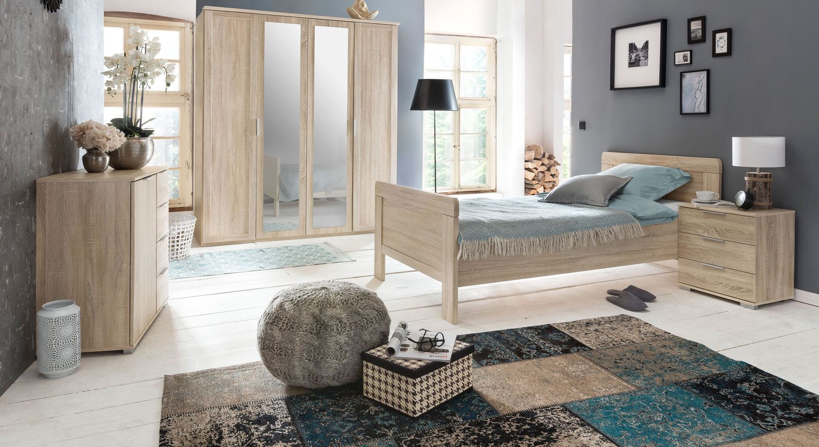 Günstiges Komplett-Schlafzimmer Sinello aus Dekor in Holzoptik