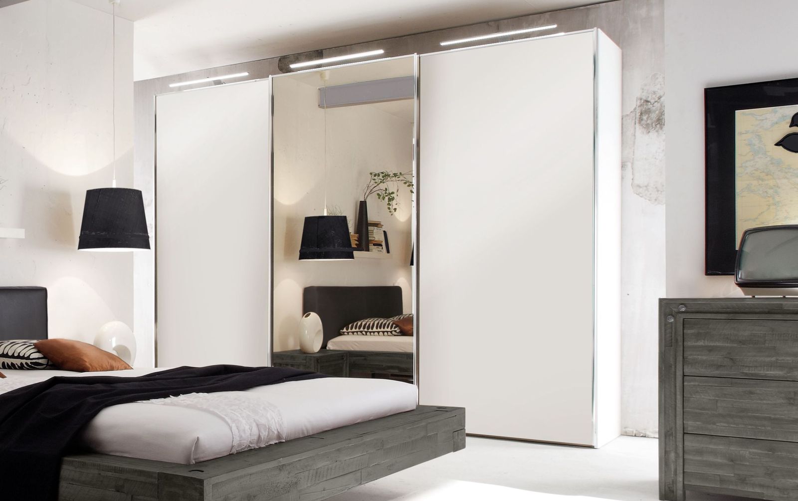 Moderner Schwebetüren-Kleiderschrank Sudbury inklusive Spiegel