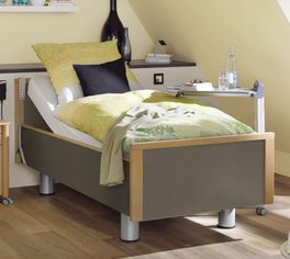 Robustes Komfortbett mit Pflegebett-Funktion Mainau mit komfortabler Einstiegshöhe