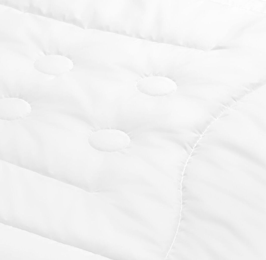 SCHLAFSTIL Cashmere-Flaum-Bettdecke N700 warm mit hochwertigem Bezug