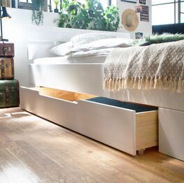 Schubkasten-Bett Ottena mit praktischer Griffmulde