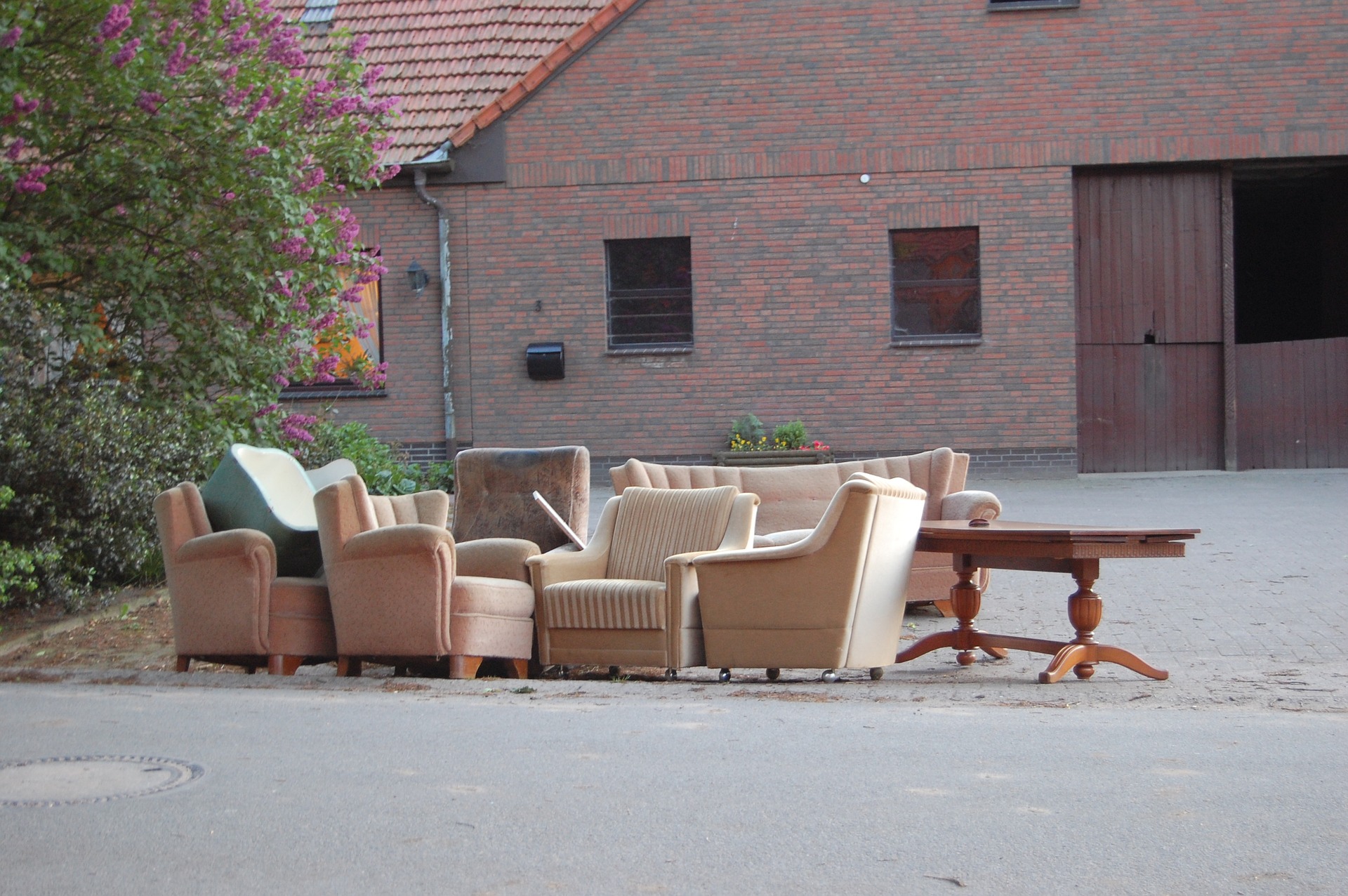 Alte Möbel Kostenlos Abholen Lassen