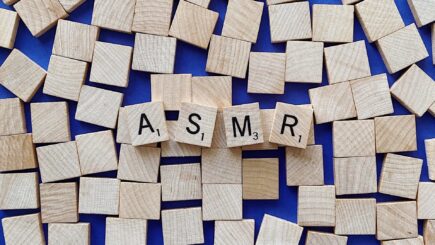 ASMR - Was ist das und wie kann ASMR beim Schlafen helfen
