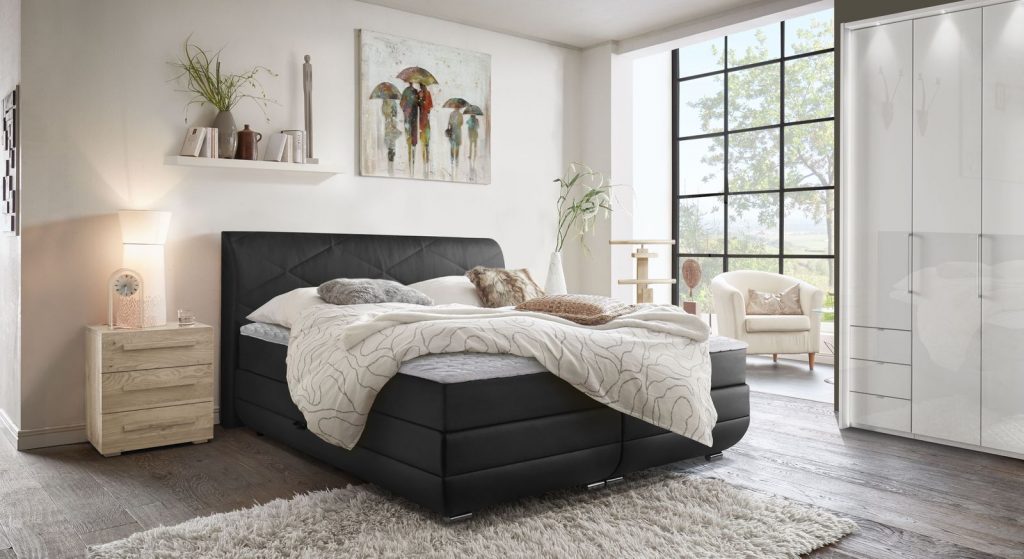 Cocooning Schlafzimmer mit Boxspringbett