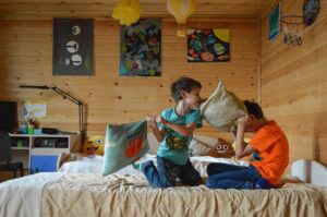 Kinderzimmer sicher einrichten und gestalten