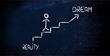 Treppe führt von Realität zu Traum